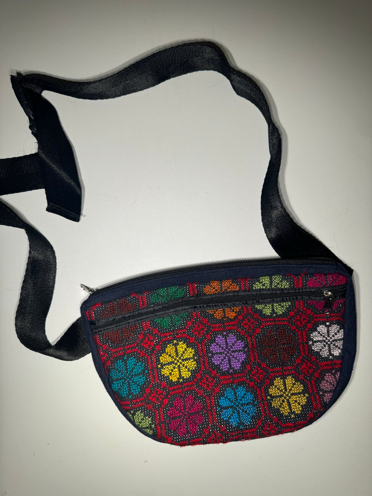 Tatreez sidebag/Fanny Pack